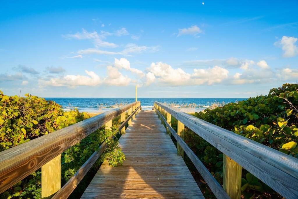 Sparkling 2Bed 1Bath Beach Home - Unit 214 Cocoa Beach Exteriör bild